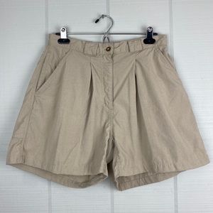 The North Face Women’s Tan Khaki High Rise Chino Shorts Zipped Pocket Size 14